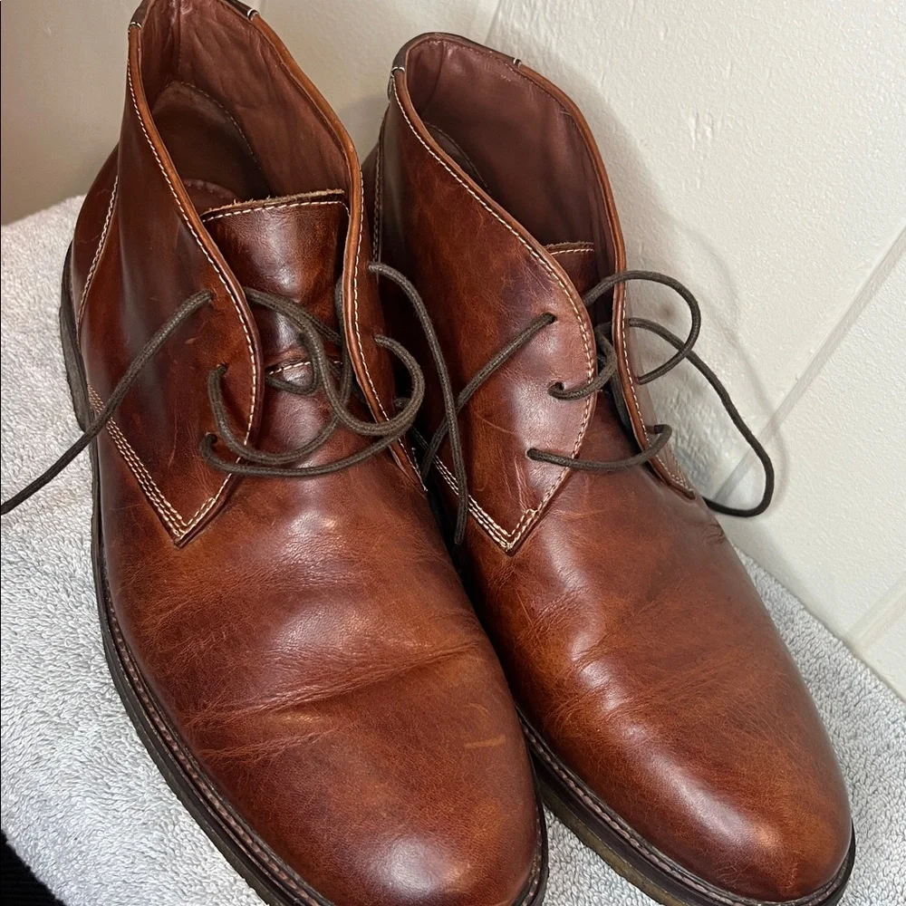 Johnston & Murphy Copeland Chukka Boots